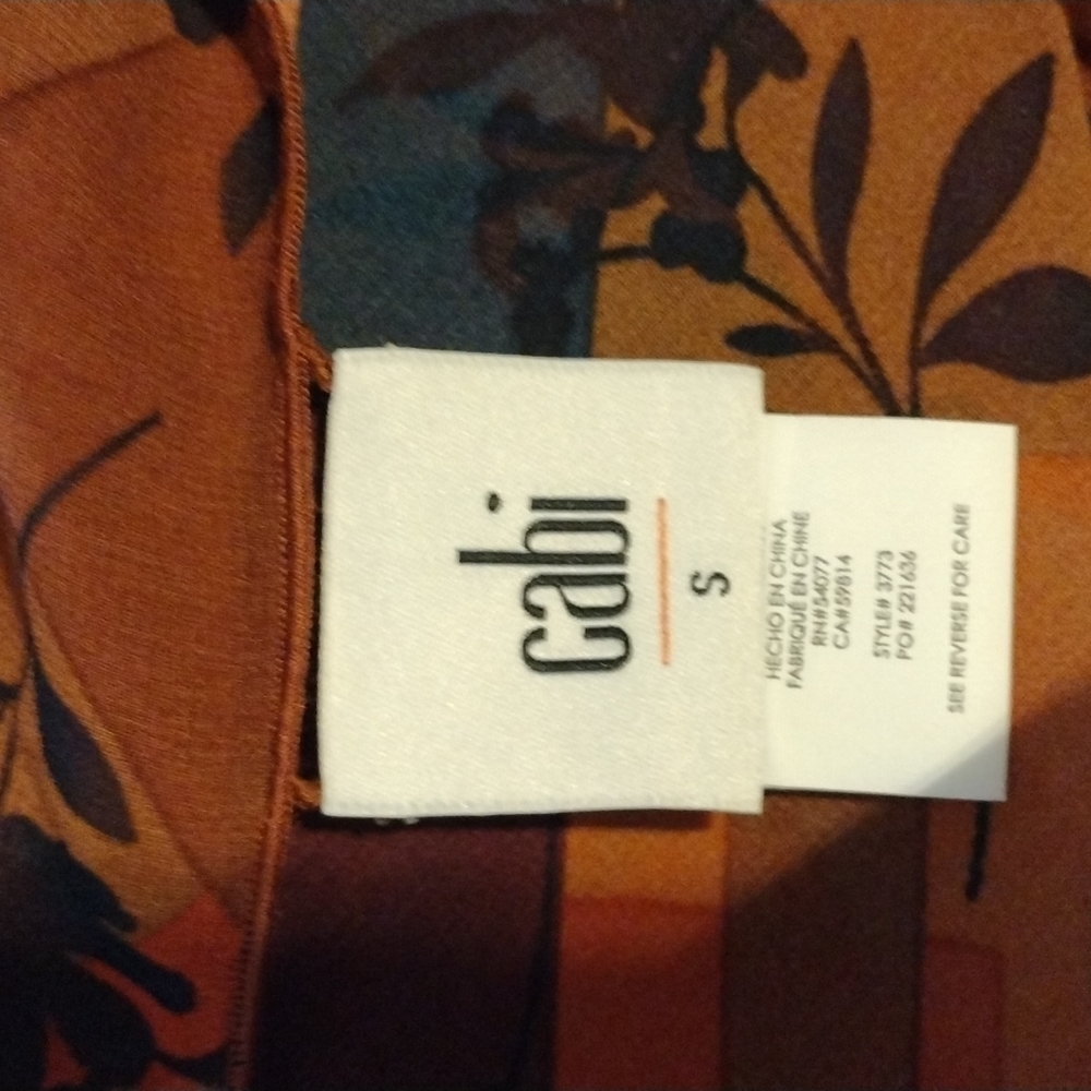 Cabi Floral Lattice Blouse NWOT - Picture 4 of 5